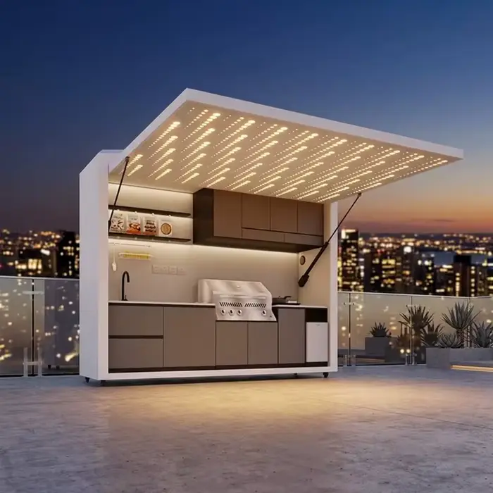 Cuisine extérieure compacte avec station de grillade et abri, idéale pour patio, villa, complexe hôt